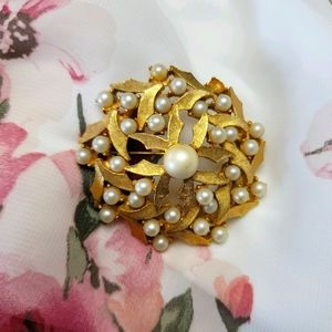 BSK Pearl Brooch